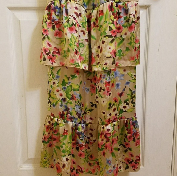 Old Navy silky flowered maxi dress   - Picture 5 of 8